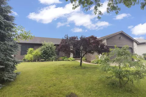 1965 Royal Blvd, Elgin, IL 60123