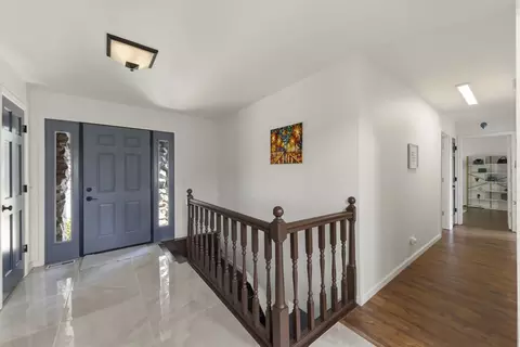 Entry Way - 1965 Royal Blvd, Elgin, IL 60123 photo 2 of 2