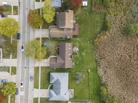 View/Area - 1965 Royal Blvd, Elgin, IL 60123 photo 3 of 9