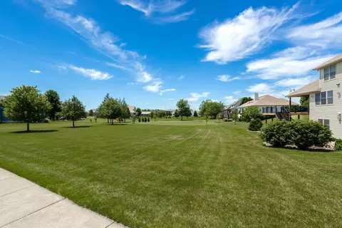 Exterior - 2199 E Lomar St, Eldridge, IA 52748 photo 13 of 13