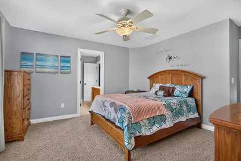Bedroom - 2199 E Lomar St, Eldridge, IA 52748 photo 7 of 9