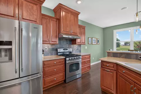 Kitchen - 2199 E Lomar St, Eldridge, IA 52748 photo 3 of 4