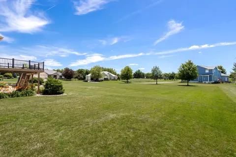 Exterior - 2199 E Lomar St, Eldridge, IA 52748 photo 3 of 13