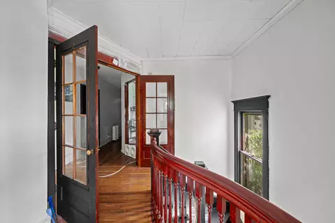 Entry Way - 1004 13th Ave, Moline, IL 61265 photo 4 of 4