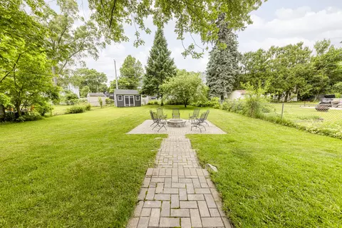 Exterior - 610 S 2nd St, West Dundee, IL 60118 photo 6 of 11