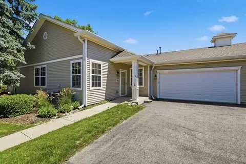 12956 Pennsylvania Ave, Huntley, IL 60142