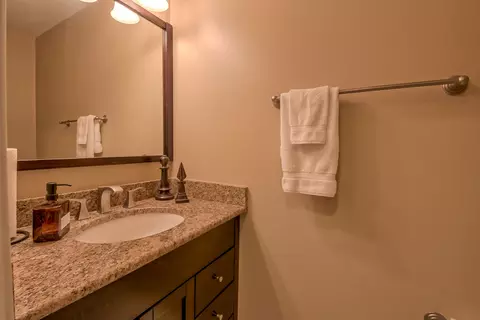 Bath - 1337 Saddlebrook Rd, Bartlett, IL 60103 photo 1 of 4