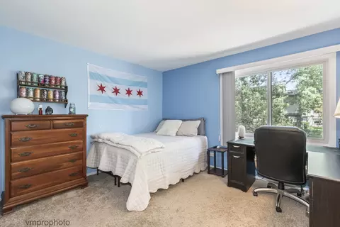 Bedroom - 2634 Smith St, Rolling Meadows, IL 60008 photo 4 of 4