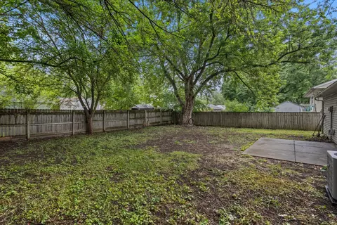 Exterior - 3204 Sylvan Dr, Champaign, IL 61821 photo 7 of 7