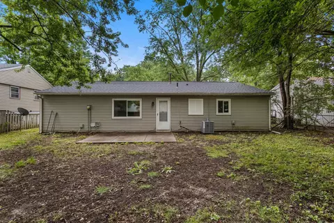 Exterior - 3204 Sylvan Dr, Champaign, IL 61821 photo 4 of 7
