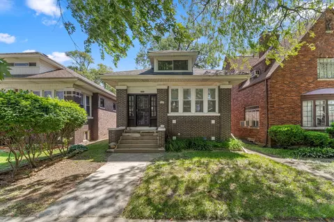 7651 S Cregier Ave, Chicago, IL 60649