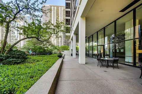 Exterior - 360 E Randolph St #1007, Chicago, IL 60601 photo 5 of 6