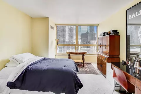 Bedroom - 360 E Randolph St #1007, Chicago, IL 60601 photo 3 of 4