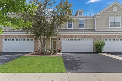 2636 Evergreen Cir, Mchenry, IL 60050