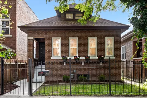 Undisclosed, Chicago, IL 60641