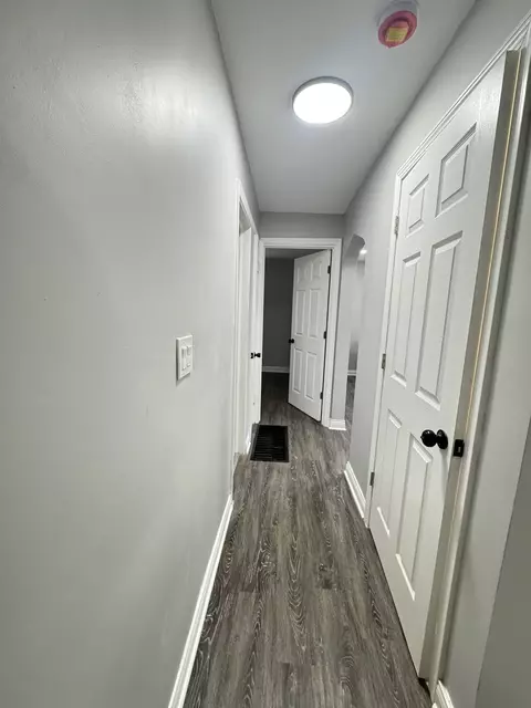 Entry Way - 201 E 140th Pl, Dolton, IL 60419 photo 3 of 9
