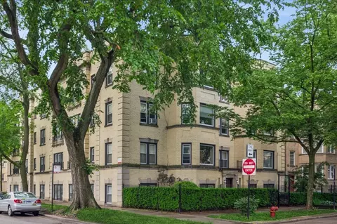 6454 N Damen Ave #2, Chicago, IL 60645