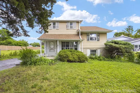 4115 N Washington St, Westmont, IL 60559