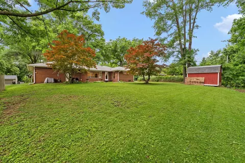 Exterior - 3306 15th Street A St, Moline, IL 61265 photo 5 of 7