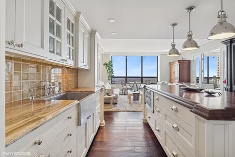 Kitchen - 180 E Pearson St #4801, Chicago, IL 60611 photo 5 of 5