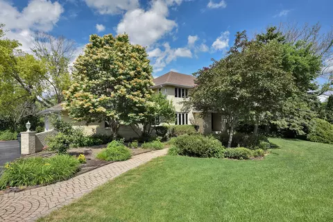 190 Betty Dr, Inverness, IL 60010
