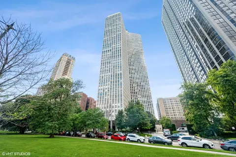 2626 N Lakeview Ave #2506, Chicago, IL 60614