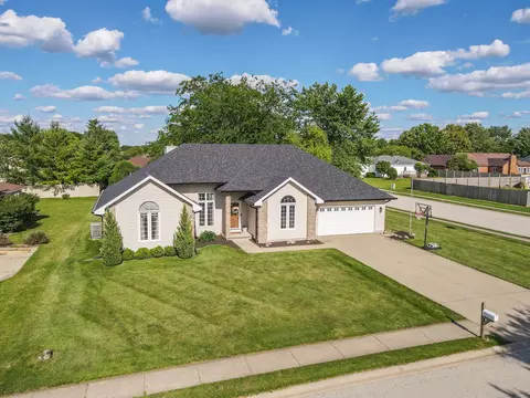 500 Willow Rd, Manteno, IL 60950