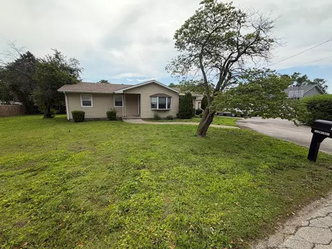 111 Orchard St, Catlin, IL 61817