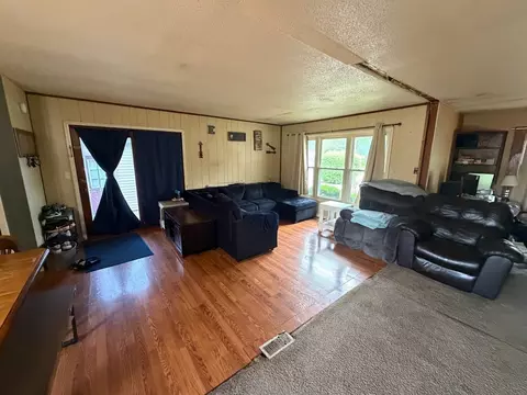 Living - 111 Orchard St, Catlin, IL 61817 photo 3 of 3