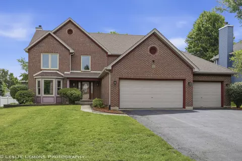 1876 Marne Rd, Bolingbrook, IL 60490
