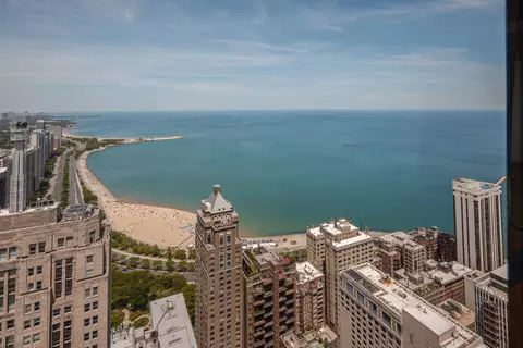 View/Area - 175 E Delaware Pl #4504, Chicago, IL 60611 photo 4 of 6