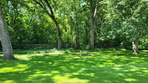 Exterior - 2127 Salem Ave, Johnsburg, IL 60051 photo 3 of 12