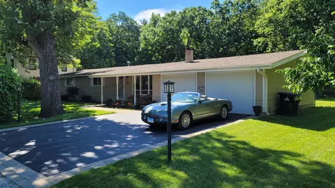 2127 Salem Ave, Johnsburg, IL 60051