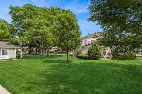 Exterior - 1237 Oboe Ct, Wheeling, IL 60090 photo 4 of 6