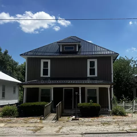 2121 College Ave, Mount Vernon, IL 62864