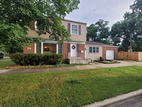 6156 N Kedvale Ave, Chicago, IL 60646