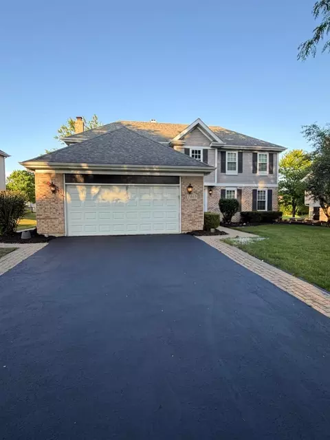 1465 Polo Dr, Bartlett, IL 60103
