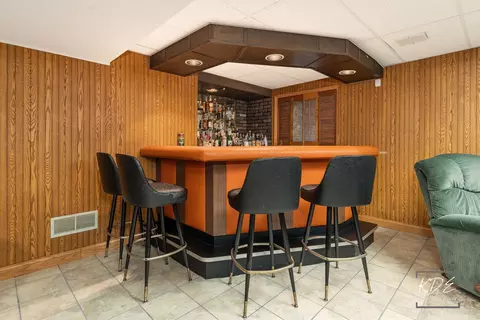 Other - 8 E Gartner Rd, Naperville, IL 60540 photo 4 of 6