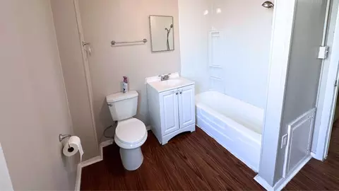 Bath - 3728 Chicago Rd, Steger, IL 60475 photo 1 of 1
