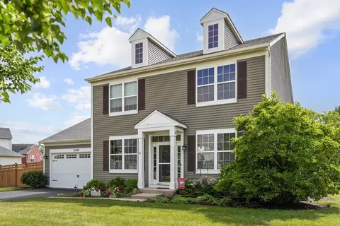 11476 Heritage Ln, Huntley, IL 60142