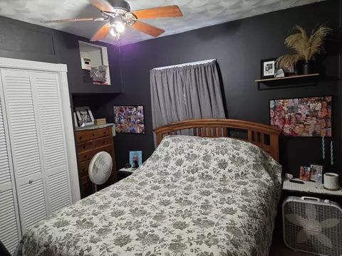 Bedroom - 810 E 15th St, Sterling, IL 61081 photo 1 of 3