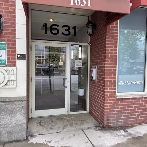 1631 S Michigan Ave #402, Chicago, IL 60616