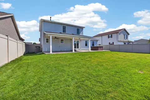 Exterior - 1905 Saltonstall Dr, Normal, IL 61761 photo 5 of 8