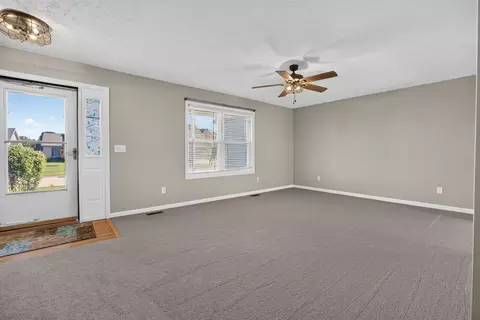 Living - 1905 Saltonstall Dr, Normal, IL 61761 photo 3 of 11