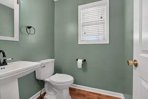 Bath - 1905 Saltonstall Dr, Normal, IL 61761 photo 1 of 3