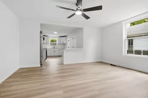 Living - 1313 Ewing St, Bloomington, IL 61701 photo 1 of 5