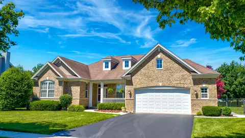 2520 Wall St, Mchenry, IL 60051