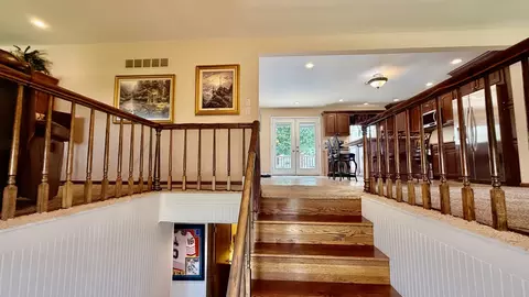 Entry Way - 545 Meadowbrook, Centralia, IL 62801 photo 1 of 1