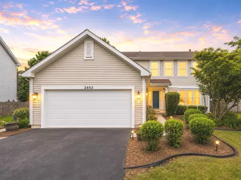 2463 Warm Springs Ln, Naperville, IL 60564