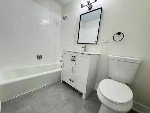 Bath - 9561 Dee Rd #1A, Des Plaines, IL 60016 photo 1 of 1